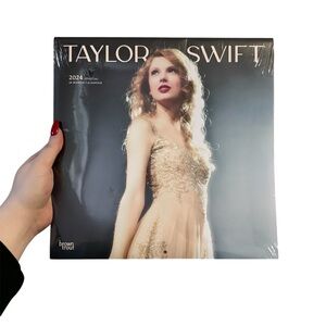 Taylor Swift 16 month (SEALED) 2023-2024 calender